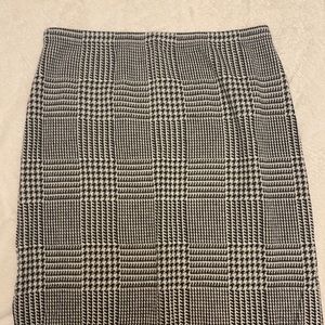 Nina Leopold Houndstooth Skirt-Offer/Bundle Save